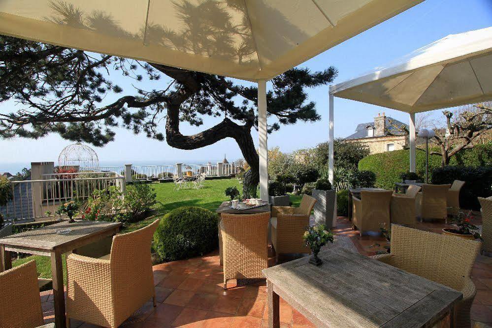 Hotel Bellevue Villerville Esterno foto