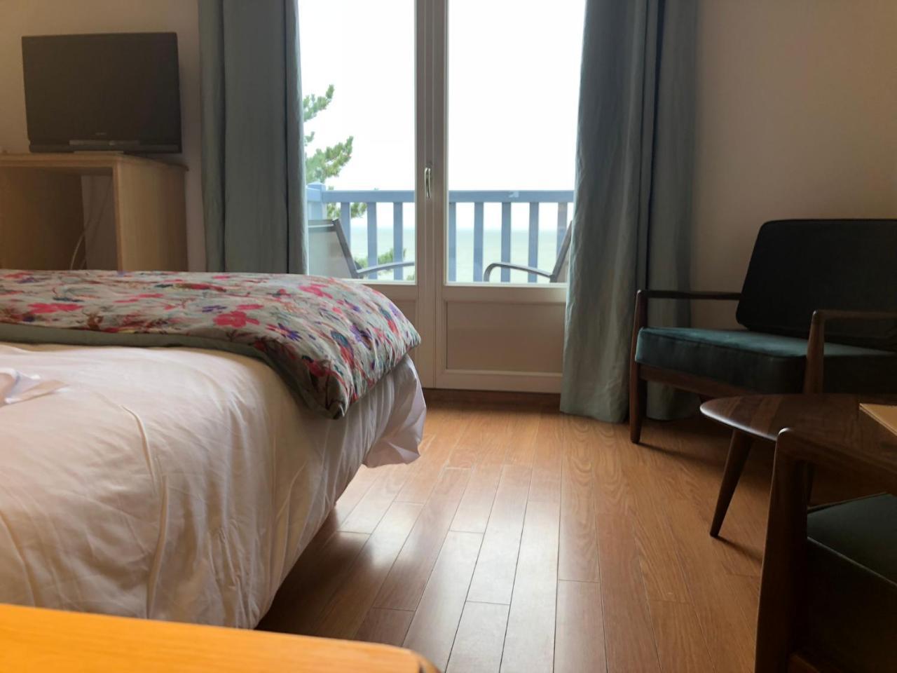 Hotel Bellevue Villerville Esterno foto